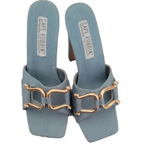 Cape Robbin heels